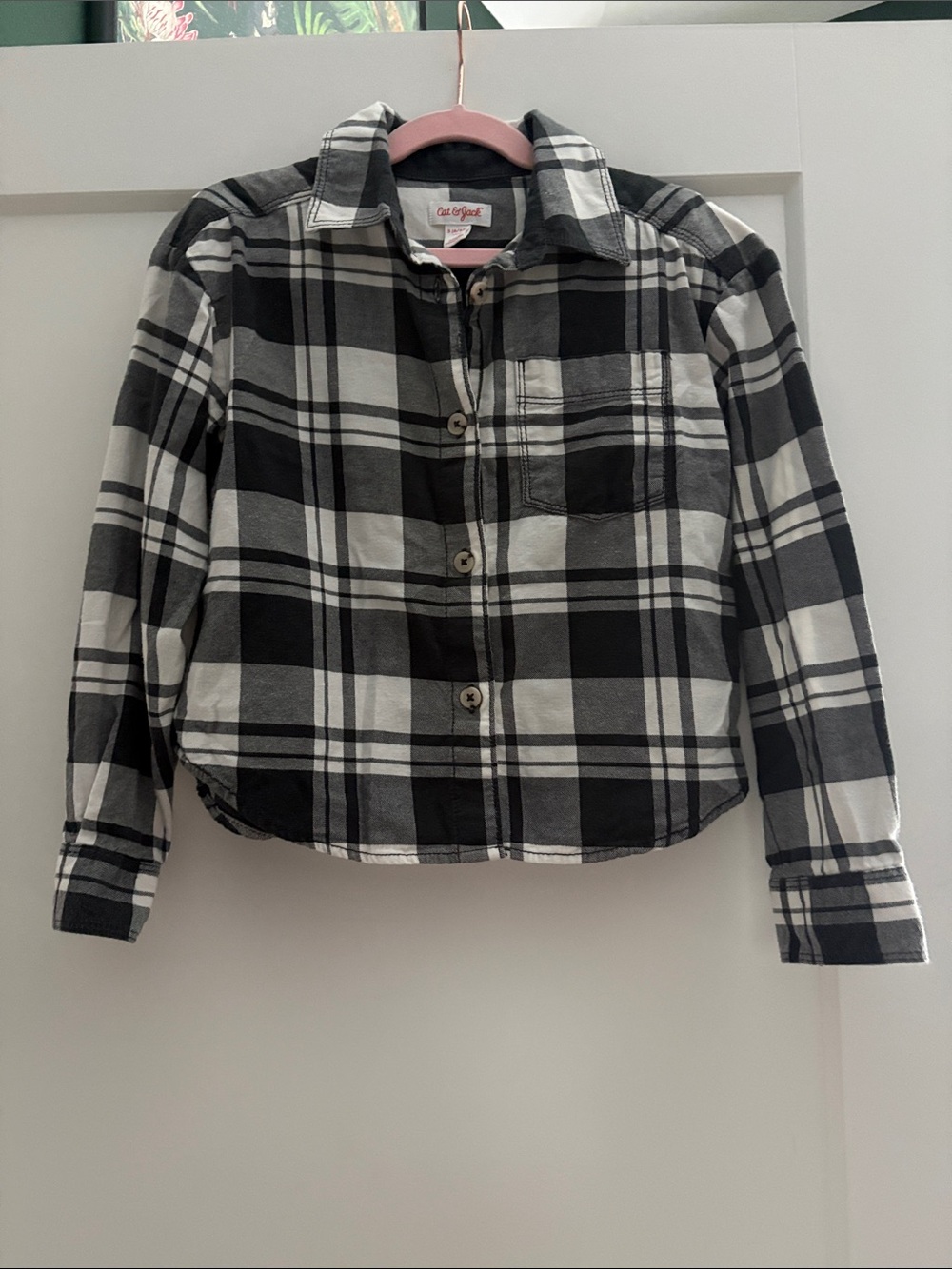 Cat & Jack Black and White Plaid Button-Down Shirt